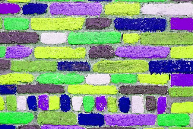 Graffiti entfernen von Klinker